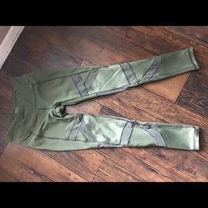 Calia by Carrie Leggings